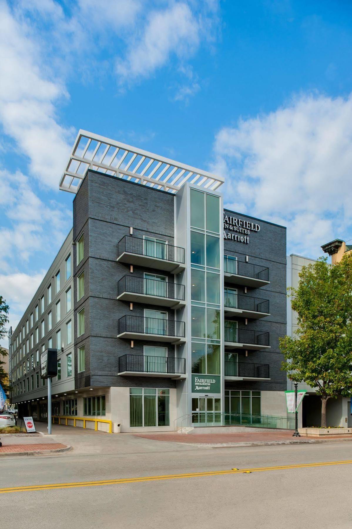 Fairfield Inn & Suites Fort Worth Downtown/Convention Center Exteriér fotografie